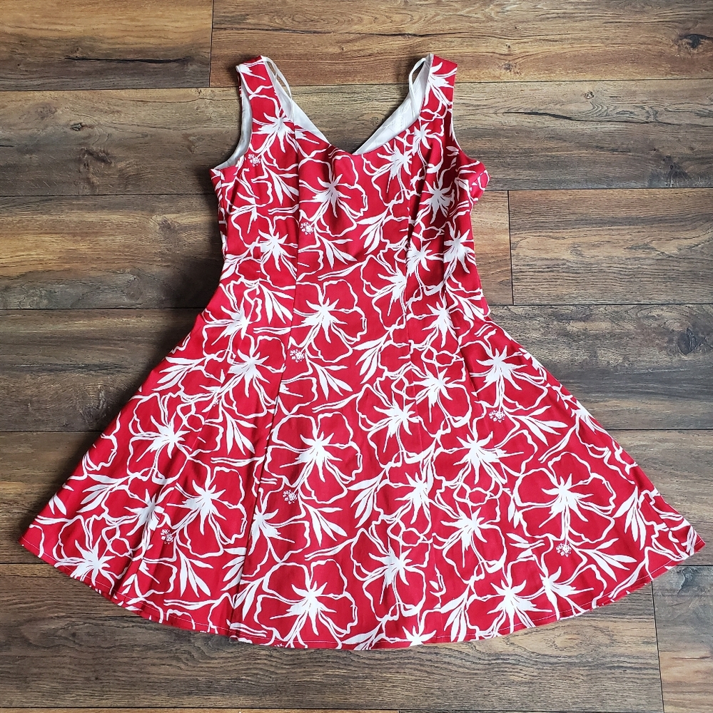 Laura Petites Red & White Hibiscus Dress With Lining (Size 10) NWOT